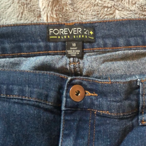 Forever 21 Jeans - Picture 4 of 4